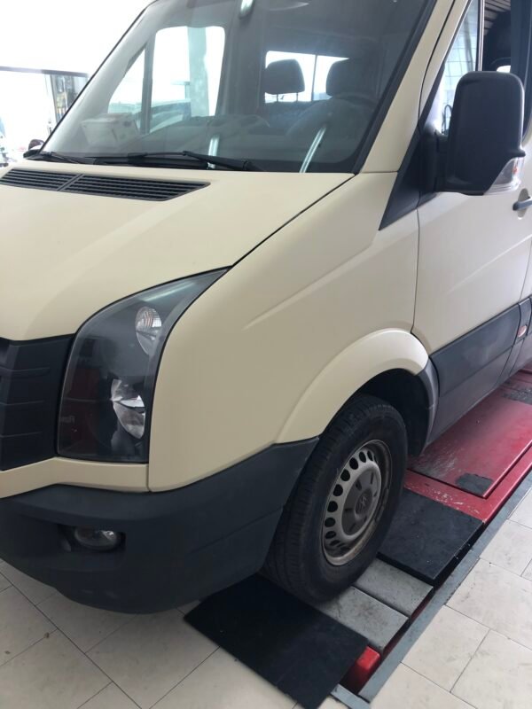 Neumáticos maxxis mud terrain Venta y montaje de neumáticos maxxis mud terrain extremo 4×4 montadas en vw crafter camper camperixada gracias a VANHOLIDAYS por dejarnos poner un poquito de nuestro trabajo en sus proyectos